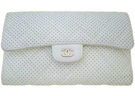 特殊な加工の財布の汚れ1アフター