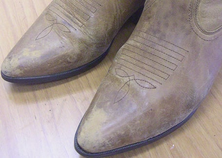 靴の擦り傷や色落ちビフォー